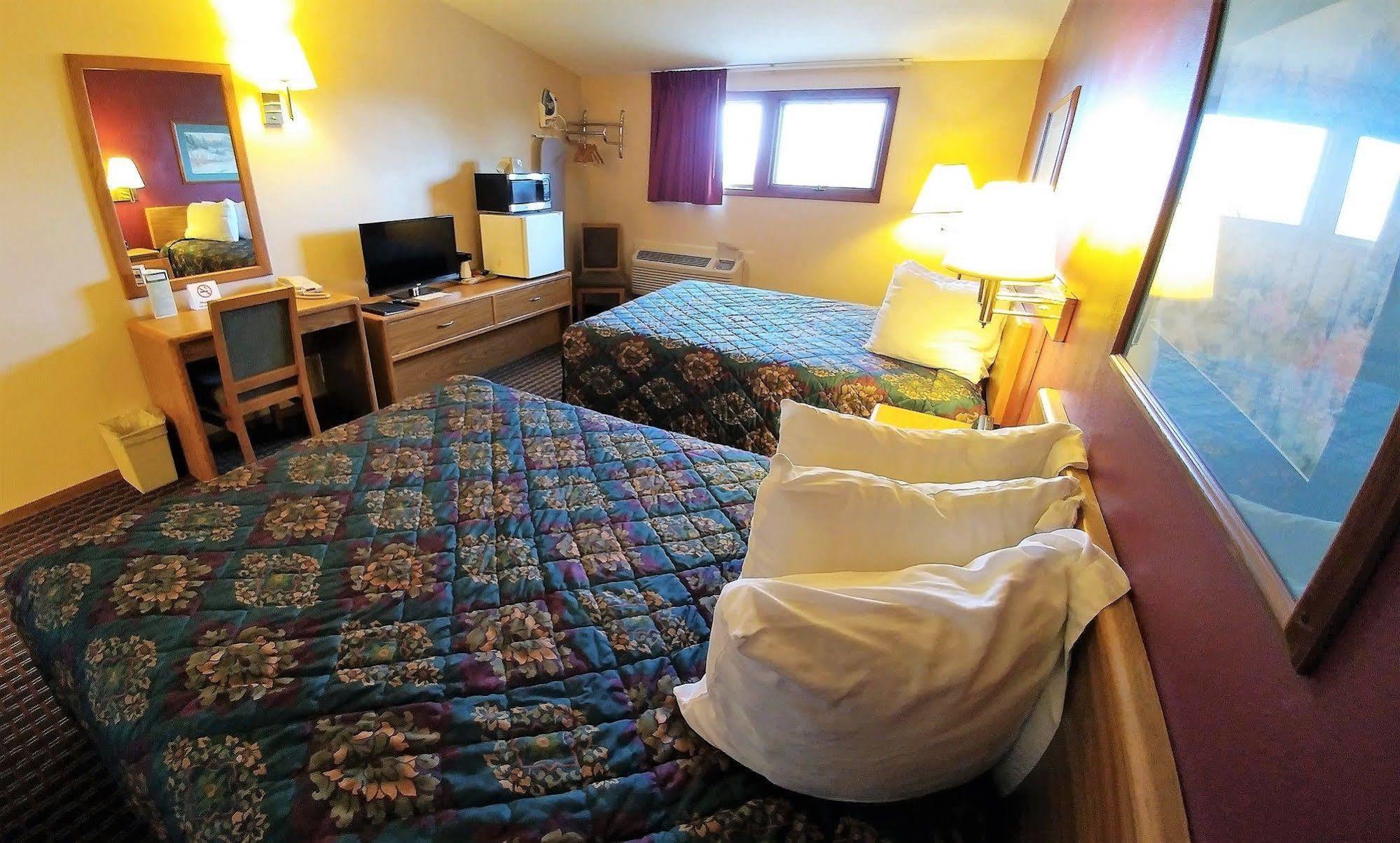 Red Carpet Inn - Windom מראה חיצוני תמונה